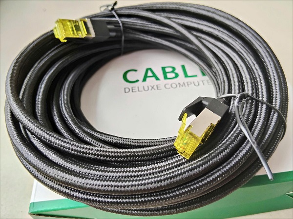 Cáp mạng UGREEN 30791 Cat7 F/FTP 10M - Bọc Nylon cao cấp, tốc độ 10Gbps, băng thông 600MHz